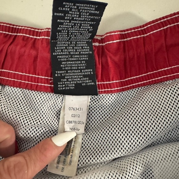Tommy Hilfiger Swim Shorts Mens XL Blue Red Graphic Logo Mesh Lined Pocket - Picture 8 of 13